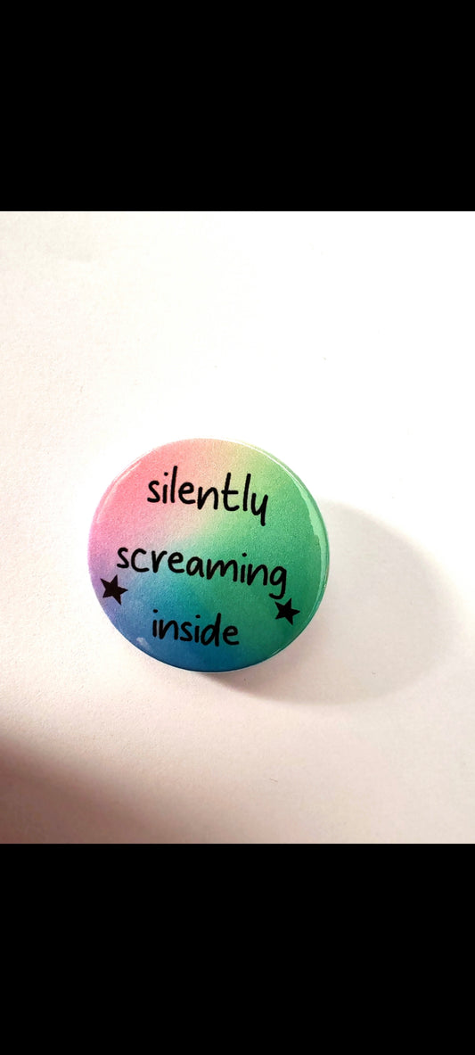 Silently screaming inside set