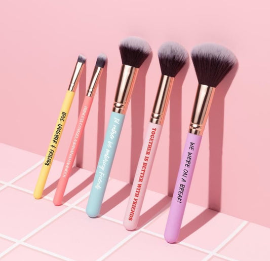 Friends makeup brush set
